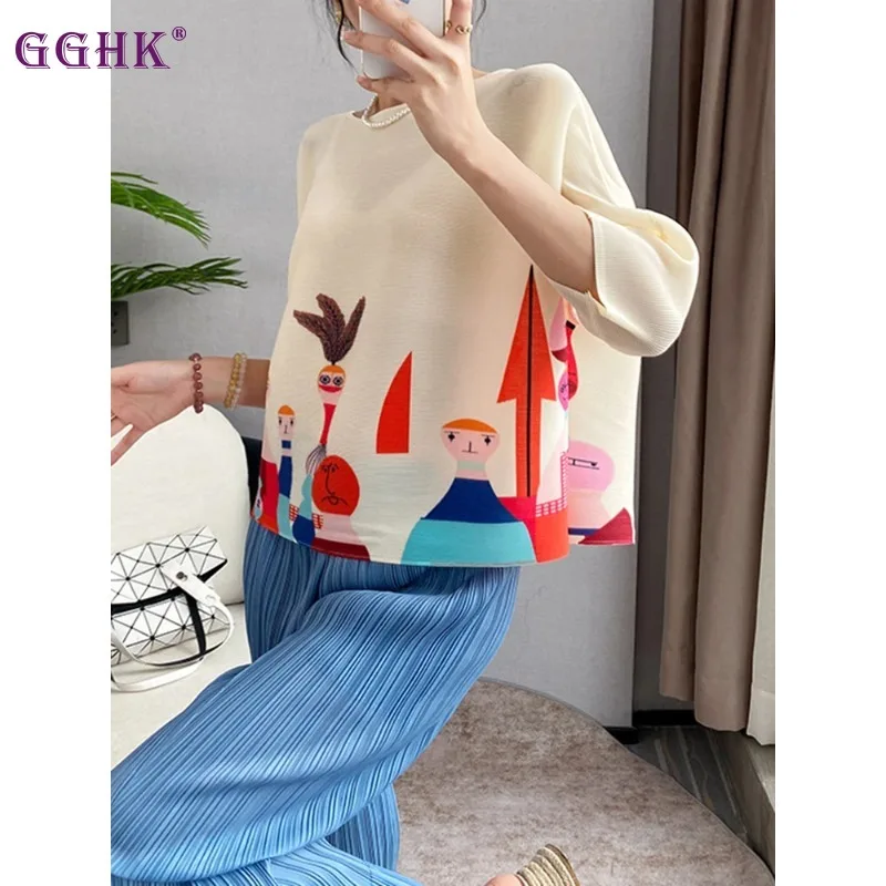 

GGHK Miyake Pleated Fashion T-shirts Women Print Round Collar Loose Versatile New 2024 Spring Vintage Style Female Clothing