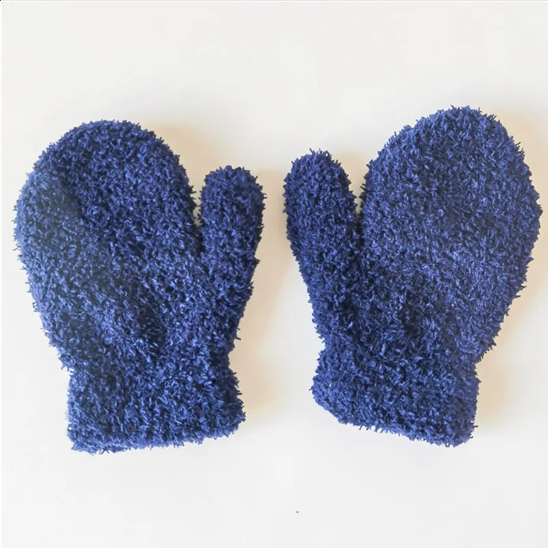 Children Gloves Winter Kids Coral Fleece Thicken Baby Plush Furry Full Finger Mittens Soft Gloves Keep Warm For 5-11Years Old