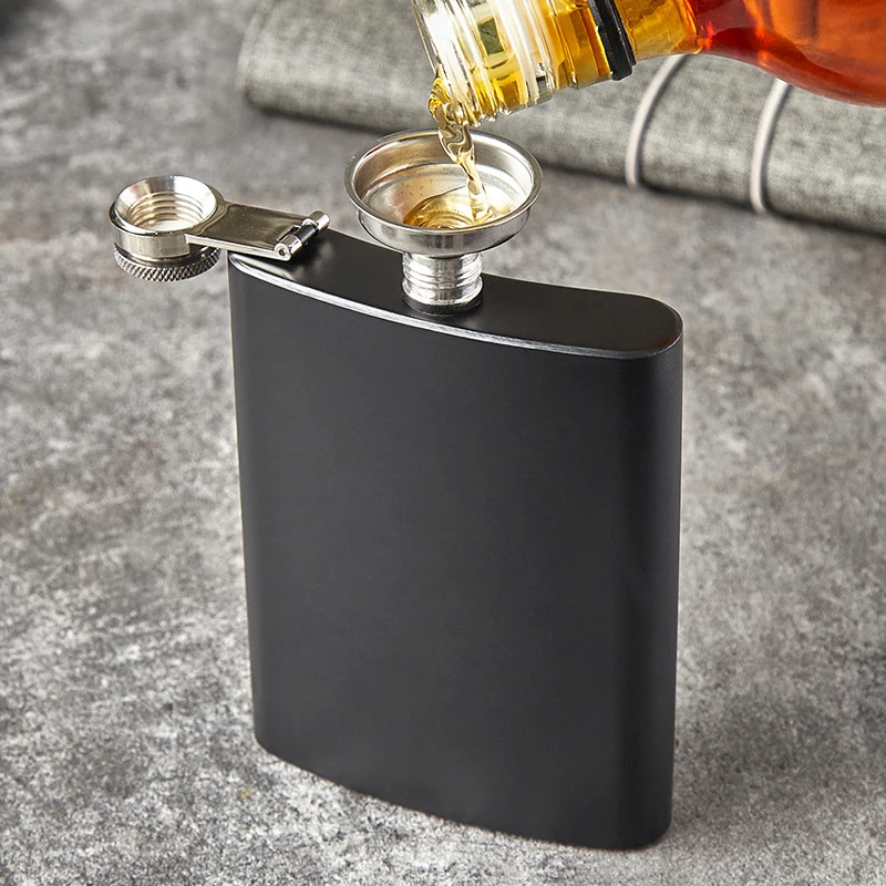 Cantil de Bolso Preto Fosco de 6oz com Funil, em Aço Inoxidável, à Prova de Vazamento, para Álcool, Whisky, Vodka e Vinho