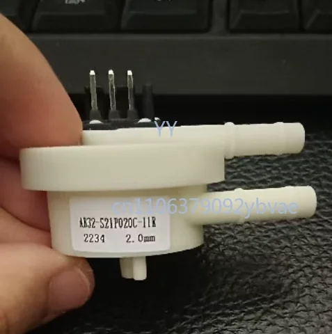 

Датчик расхода воды (2 мм, 1.2 мм) для кофемашин и чайников EGEK010/020 AB32-S21P020C-11R / AB32-S21P012C-11R