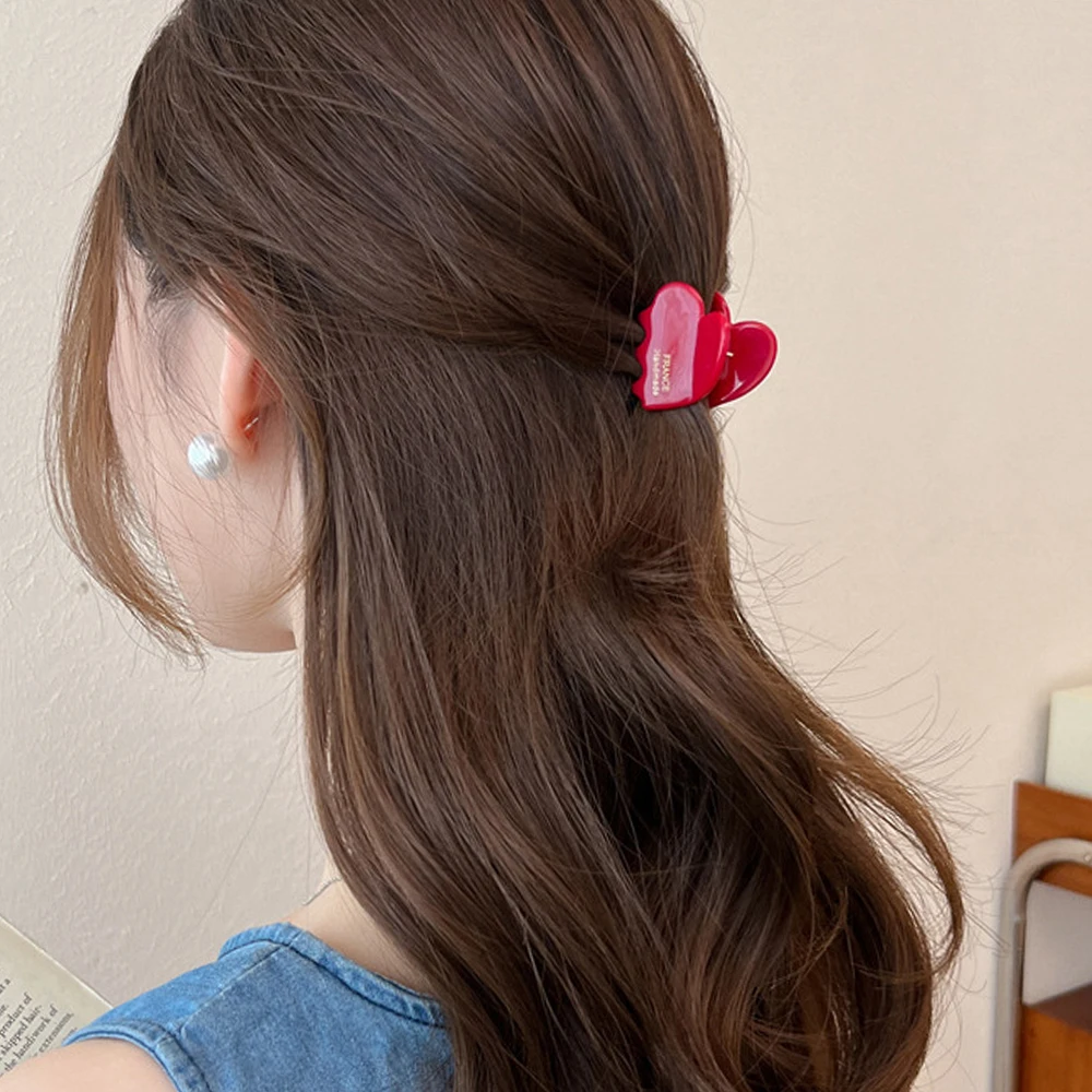 3.5cm Vintage Tortoiseshell Color Hair Claws Mini Size Heart Shaped Shark Clips Women Girls Elegant Exquisite Summer Headwear 썸네일 3