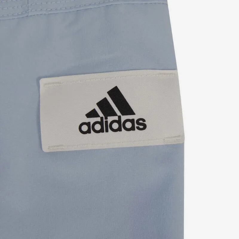 سترة أديداس الرسمية الأصلية لعام 2023 الرياضية البسيطة للرجال IP4952