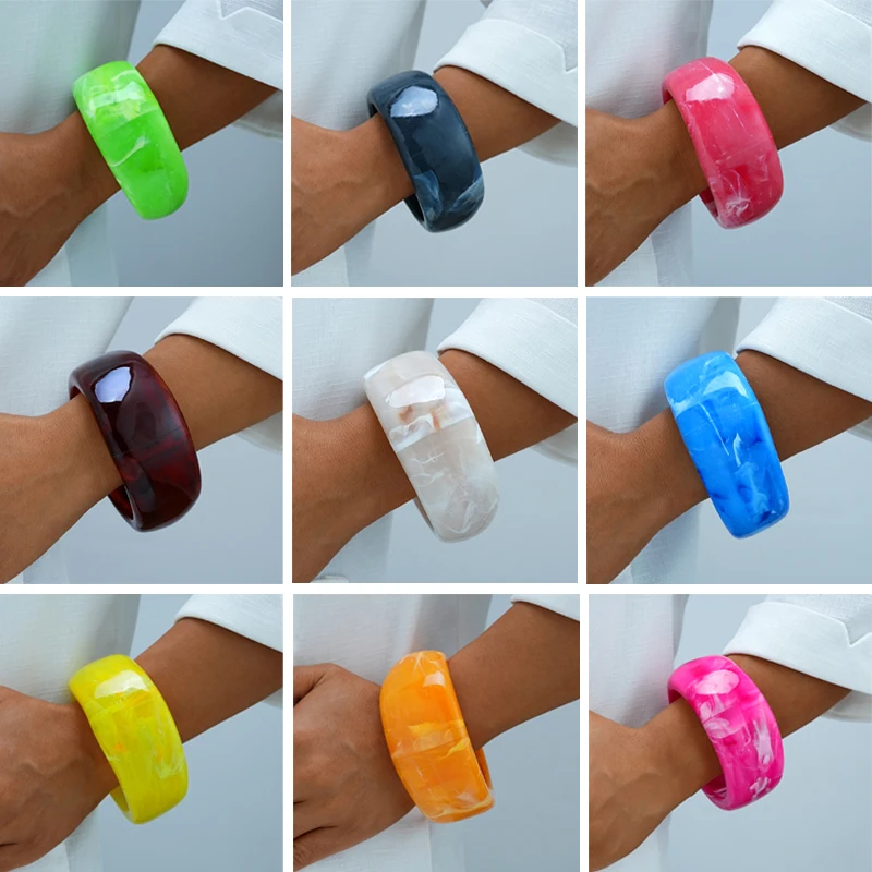 Mode Bunte Tie Dye Acryl Armreif für Frauen Vintage Punk Minimalistischen Asymmetrische Armband Täglichen Verschleiß Urlaub Schmuck Geschenk