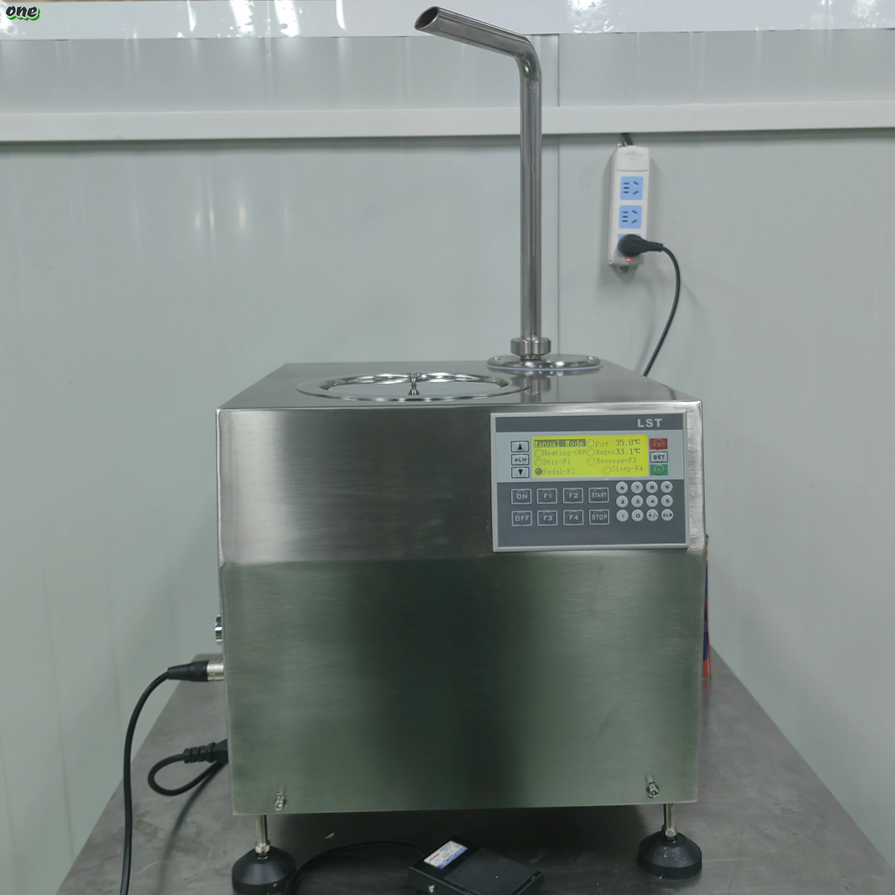 

New 5.5l Chocolate Tempering Tap Machine Dispenser Countertop Chocolate Dispensing Machine Mini Chocolate Tempering Machine