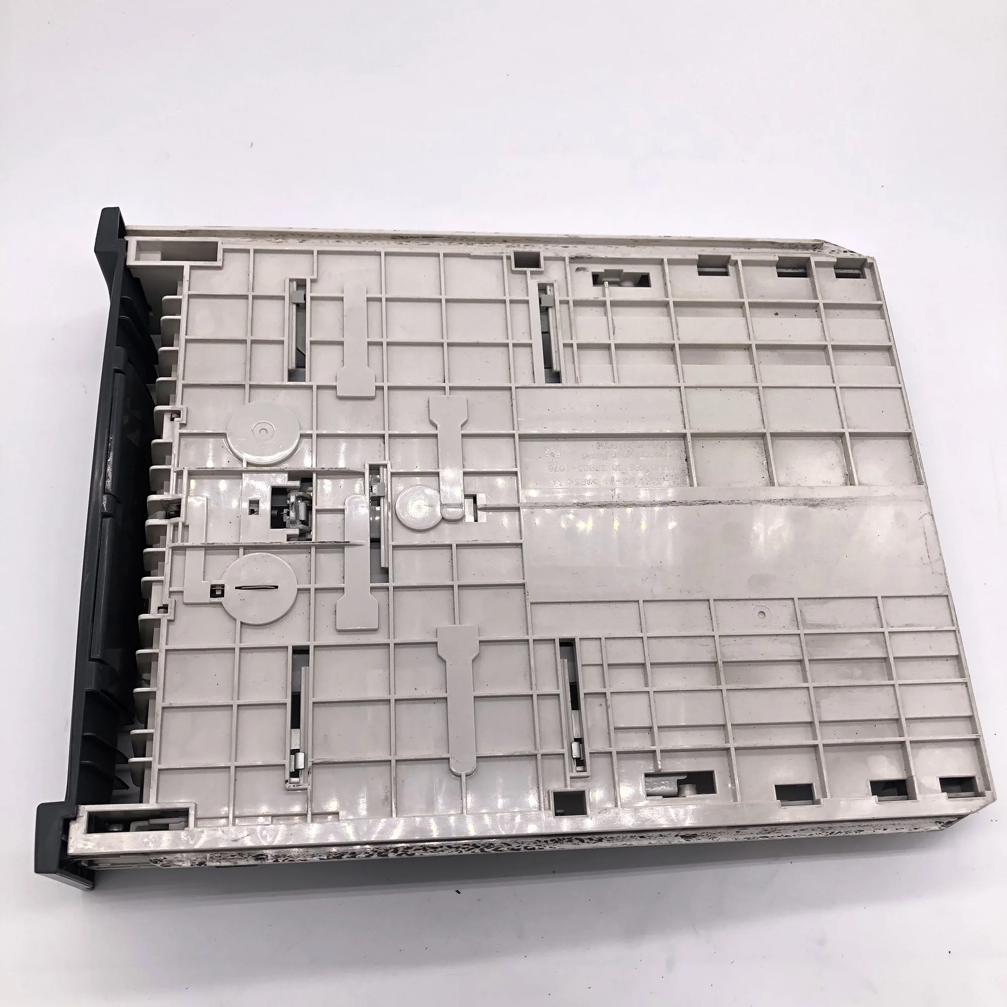 

Paper input tray P2015D RC1-3499 fits for HP 2300 1320 2400 2100 2200 1160 2420 p2014