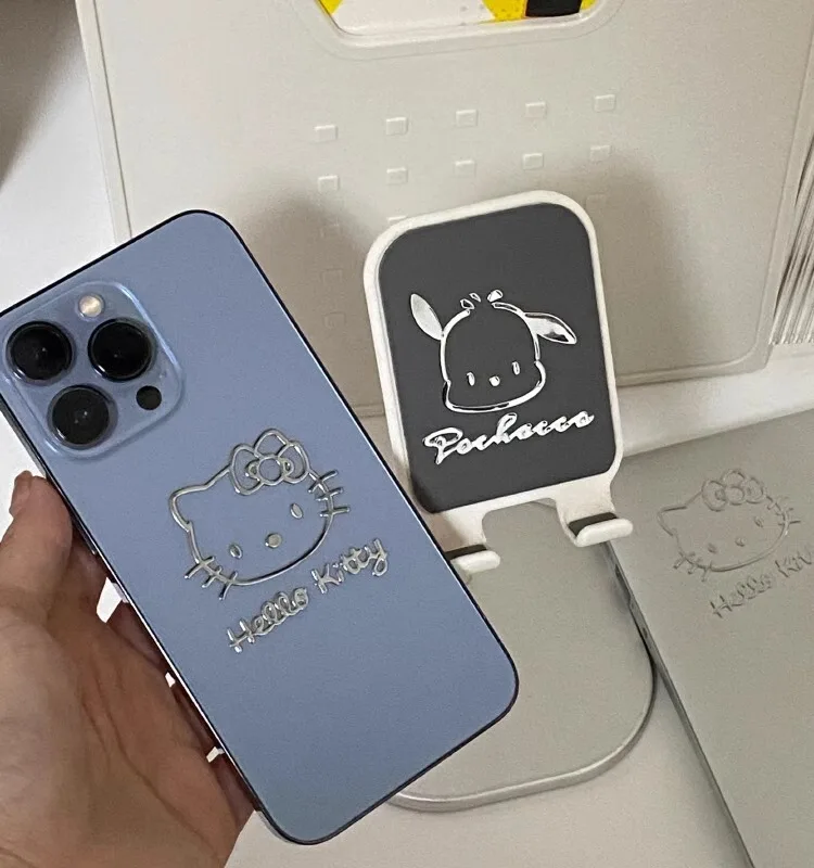 Adesivo HellokittySanrio semplice cartone animato carino Pacchard adesivo impermeabile in metallo adesivo decorativo per cuffie piatte