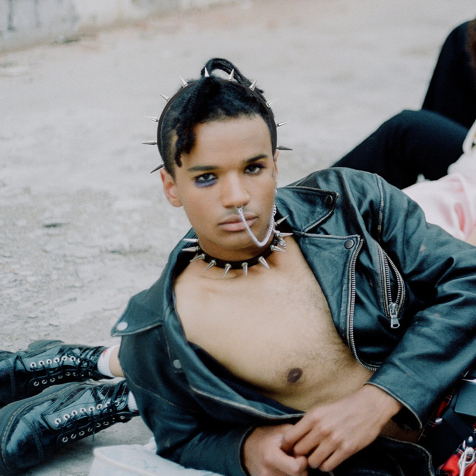 

Rivet Punk Headband for Women Studded Gothic Hair Accessory Fashion Statement Headpiece Party Festival Cosplay Wear