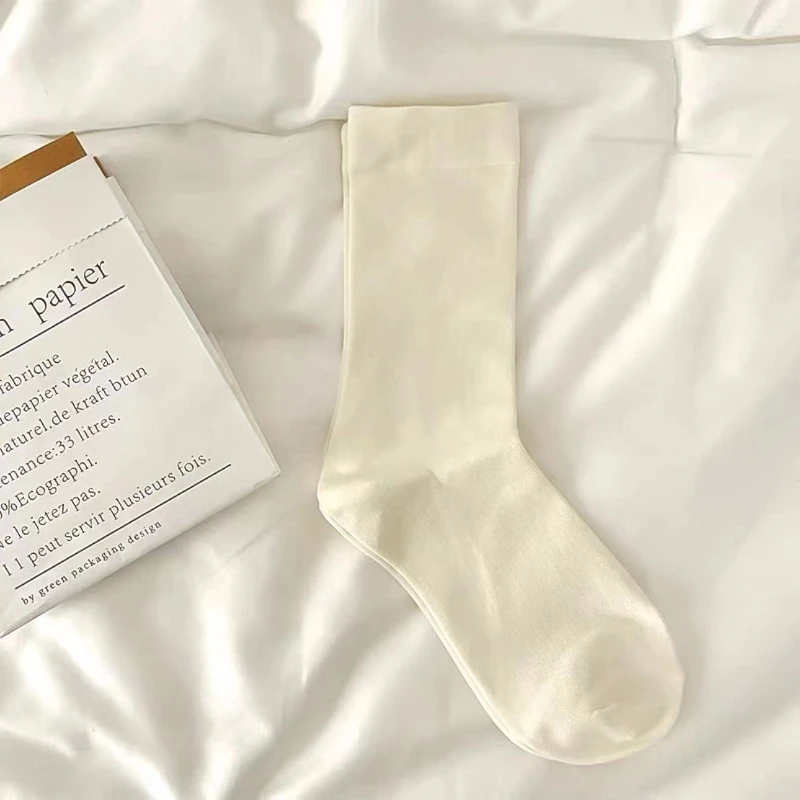 5 أزواج من الجوارب النسائية منتصف أنبوب مكدسة الجوارب بلون مسطح القاع الجوارب غير رسمية أبيض وأسود الربيع والخريف الجوارب #5