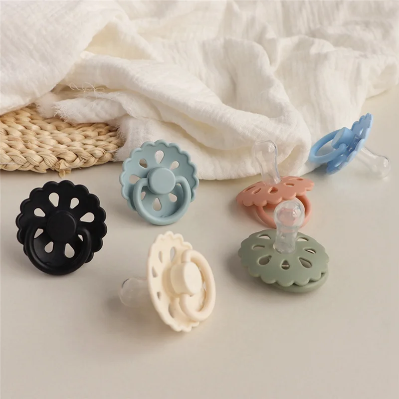 AS96-الطفل المطاط الطبيعي (6-18) زهرة فائقة النعومة من اللاتكس الطبيعي تقليد حليب الثدي النوم حديثي الولادة