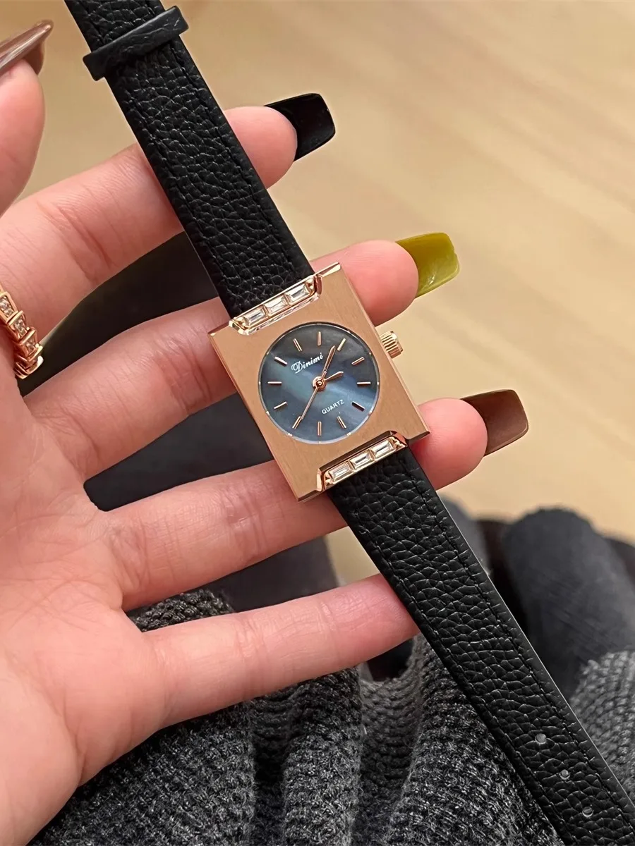 Steel shell white square watch women's niche light luxury retro literary and high-value quartz watch