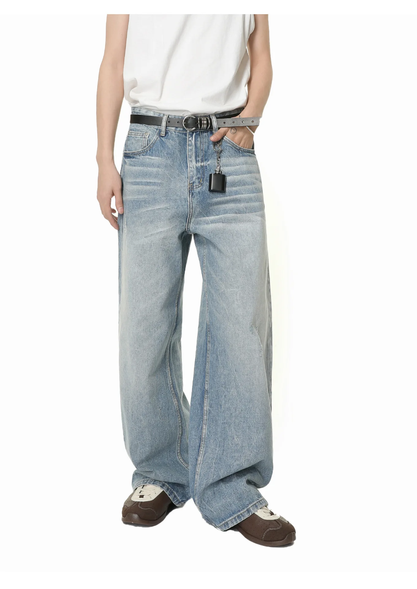 Four Seasons New Men's Light Blue Casual Trendy Simple Basic Daily Wide Leg Straight Denim Trousers Male Clothes Jeans Pants