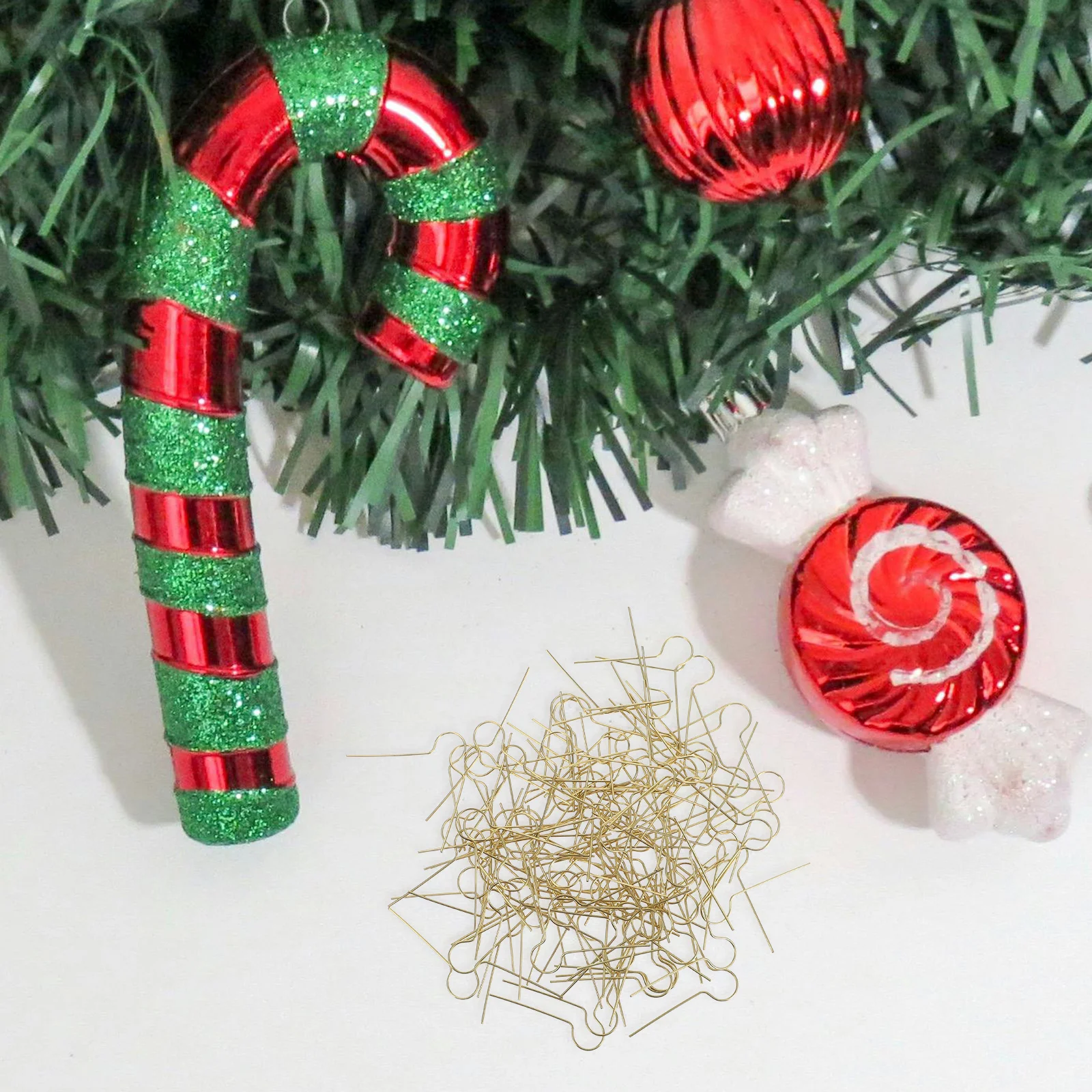 

100pcs Christmas Ornament Hooks Heavy Duty Iron V-Shaped Hangers For Tree Decorations Holiday Hanging Pendant Ornaments Holder