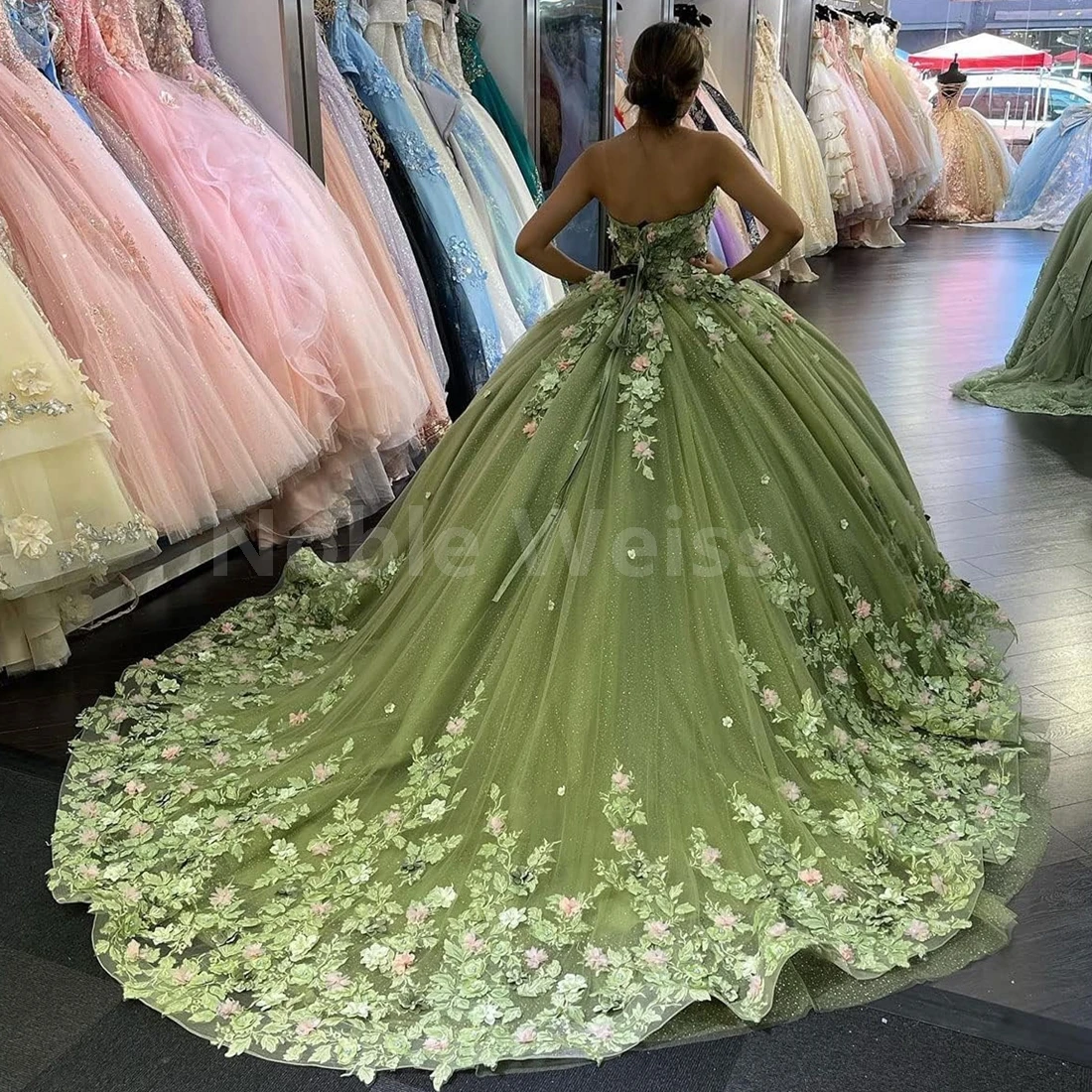 Strapless Quinceanera Dresses with Train Applique Tulle Sweet 16 Dresses 3D Flower Puffy Quinceañera Dress Customized image 2