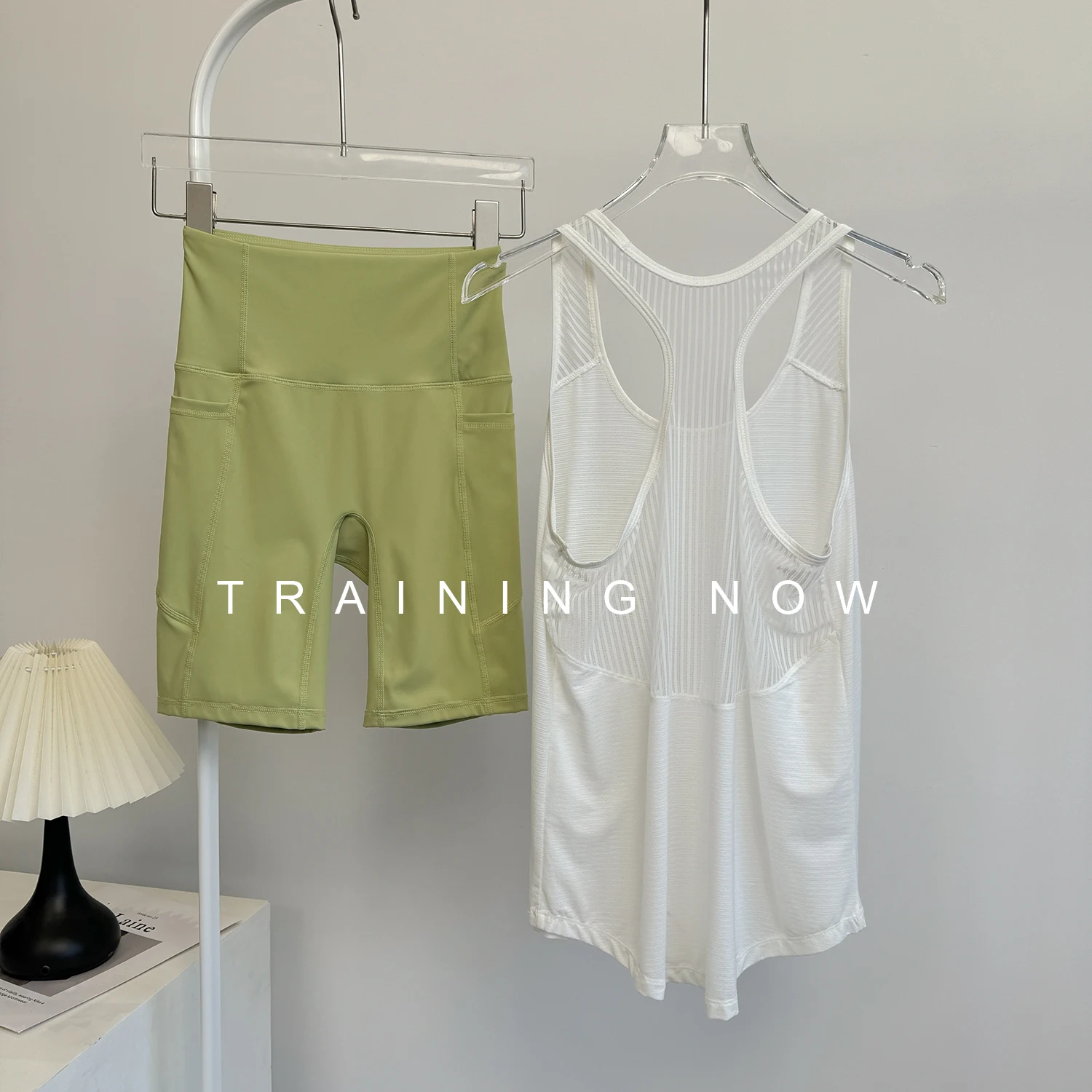 

Женский фитнес-костюм для йоги, летний тонкий свободный быстросохнущий жилет для тренировок по бегу, профессиональная спортивная одежда для пилатеса