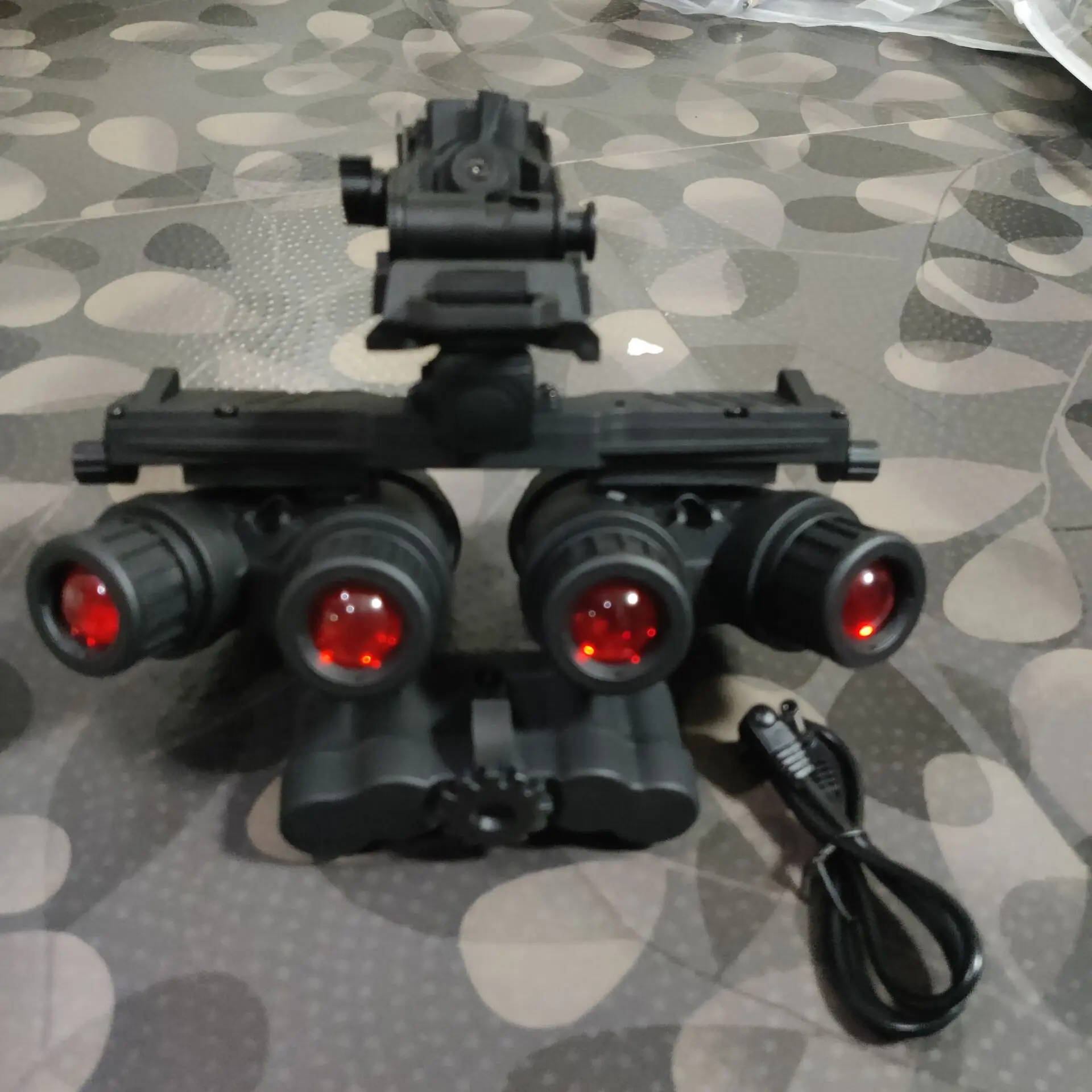 GPNVG-18 Gafas visión nocturna cuatro tubos réplica airsoft - imagen 2