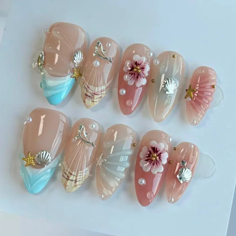 

24PCS 3D Gilt Floral Diamond Press on Nails Dreamy Seaside Shell Star False Nails Almond Gentle Luxury for Women Fake Nails 네일팁