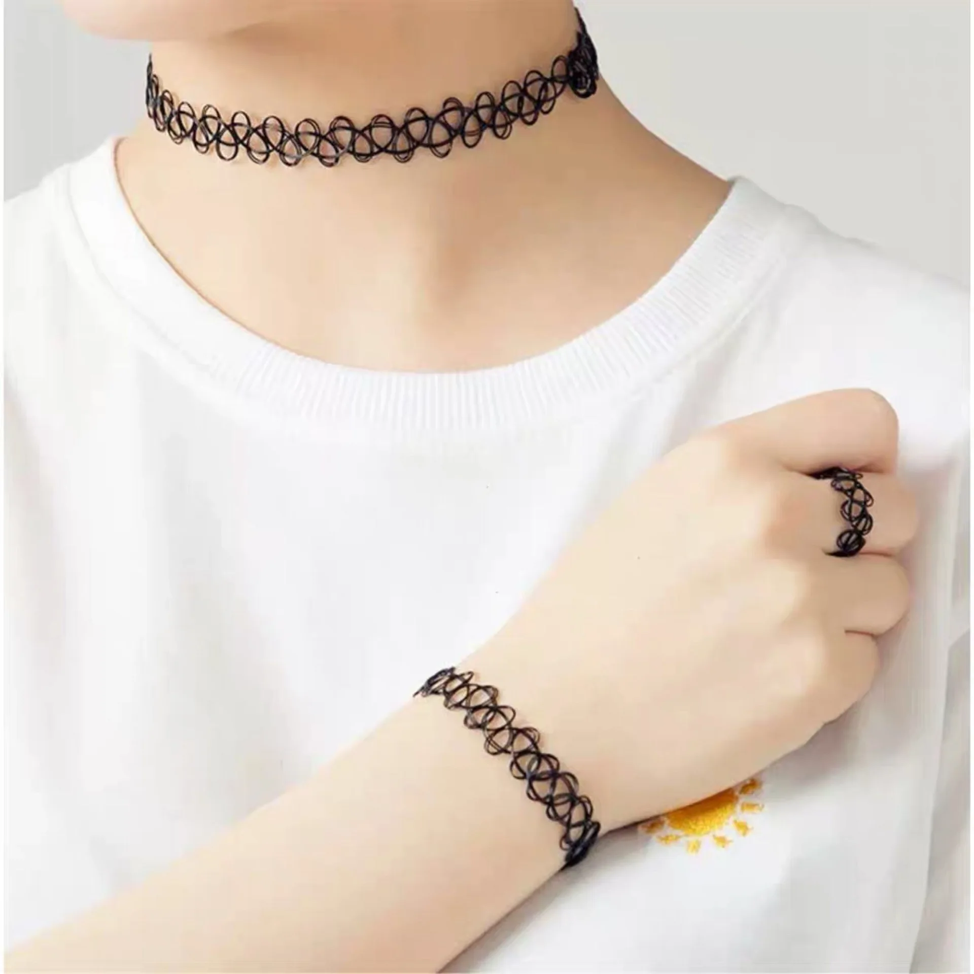 Hot Sell Vintage Stretch Tattoo Choker Necklace Elastic Bracelet Rings Fishing Line Necklace for Women Punk Gift Jewelry Set