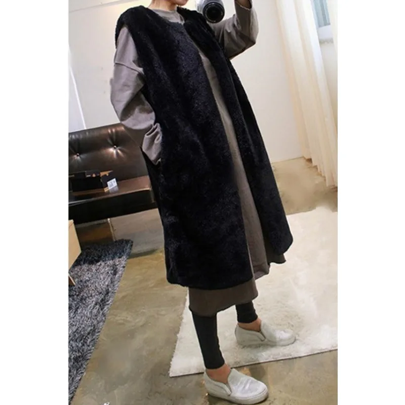 Рисунок 3 - Осенне-зимний женский длинный жилет