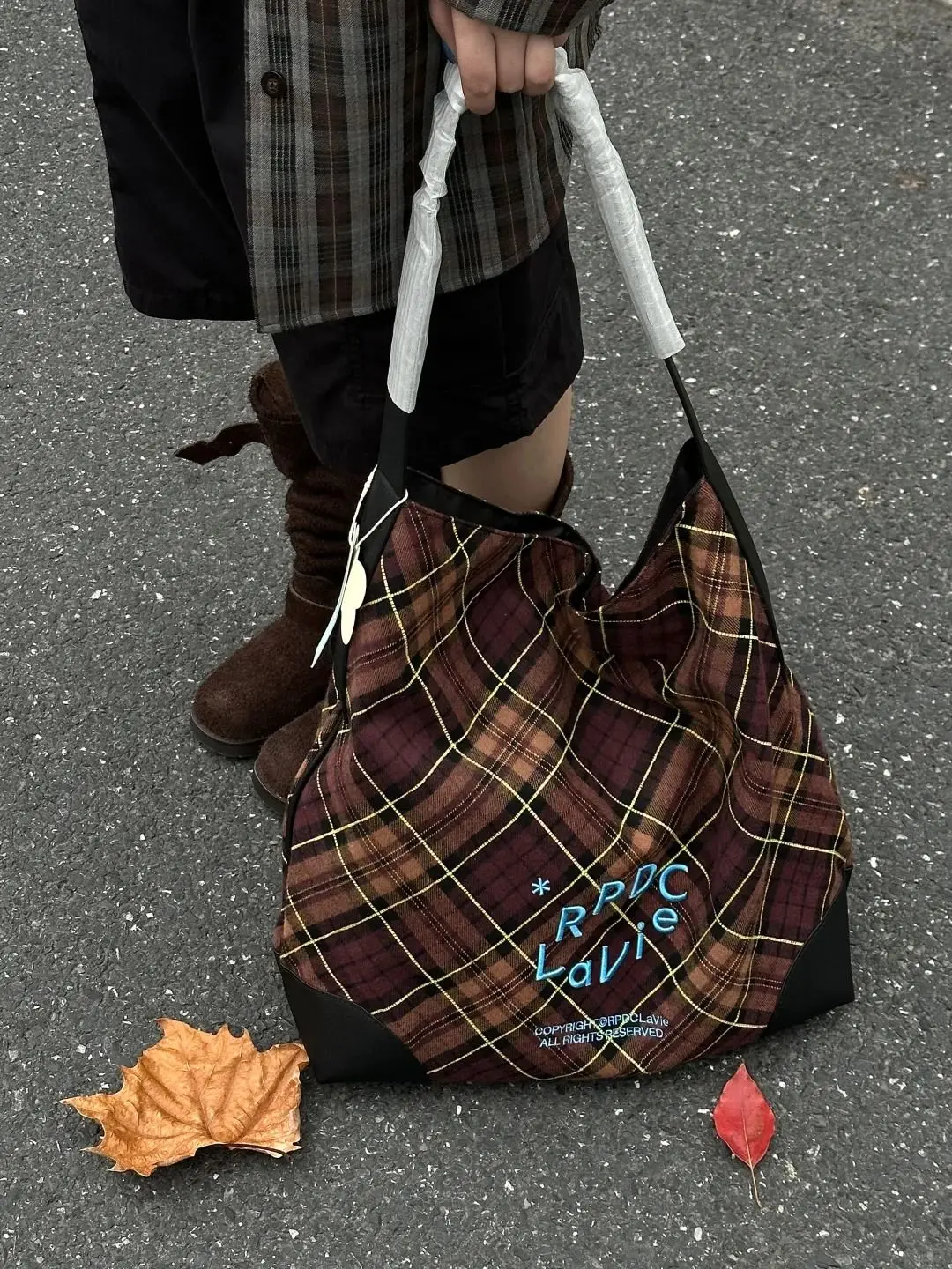 

Classic Plaid Canvas Bag for Women 2025 Large Capacity Commuting Tote Shoulder Crossbody Bag Purses and Handbags Bags for Women