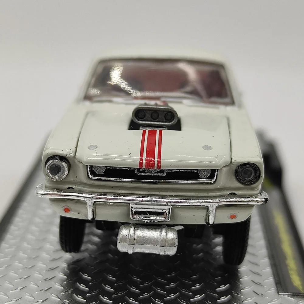 Литой под давлением M2, масштаб 1/64, 1966 Ford Mustang Muscle Car, имитация сплава, модель автомобиля, Коллекционная игрушка, подарок, сувенирный дисплей