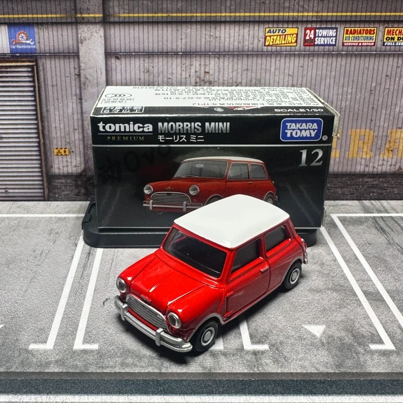 TOMY Premium Black Box 1:12 Scale BMW Morris MINI Cooper Alloy Diecast Car Model Toy Non-Remote Control Vehicle Collectible