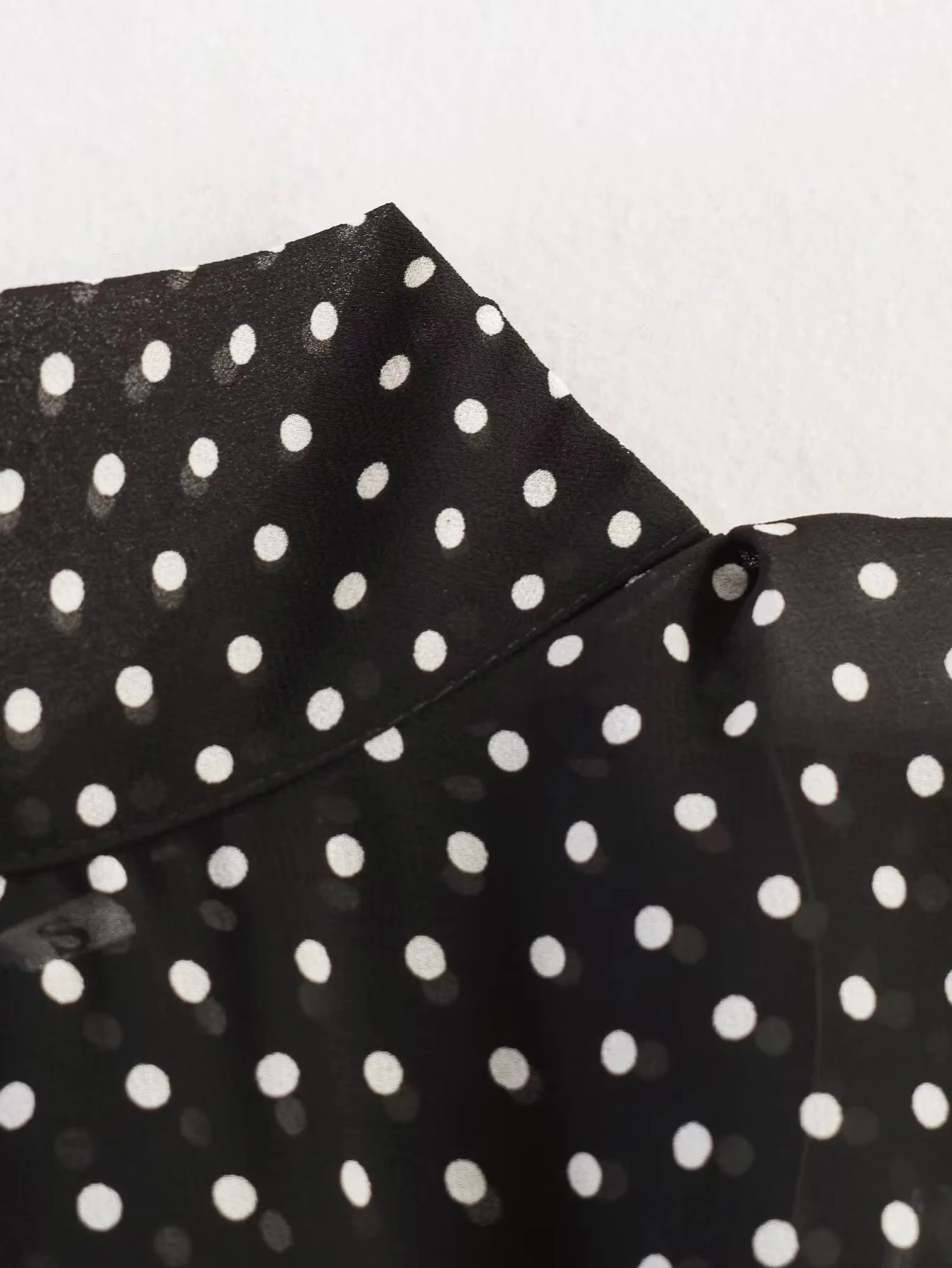 HH Damen Eleganter Polka-Dot-Print Rockanzug Langarm-Oberteil mit Schleife und Schnürung Schicker Plissierter Langer Rock 2026 Mode Streetwear – Detail 8