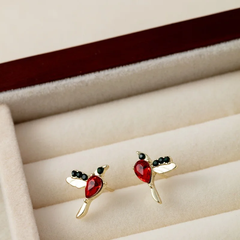 Cute Blue Red Bird Women Stud Earrings Dance Party Fashion Accessories Delicate Little Bird Earring Jewelry Gifts