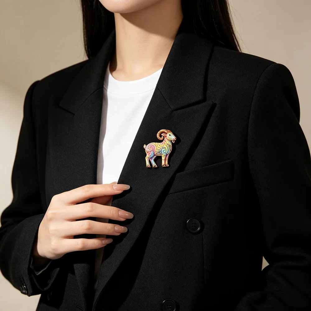 Cross border Year of the Sheep fashion pin accessories, high-end, light luxury, cute animal little sheep brooch