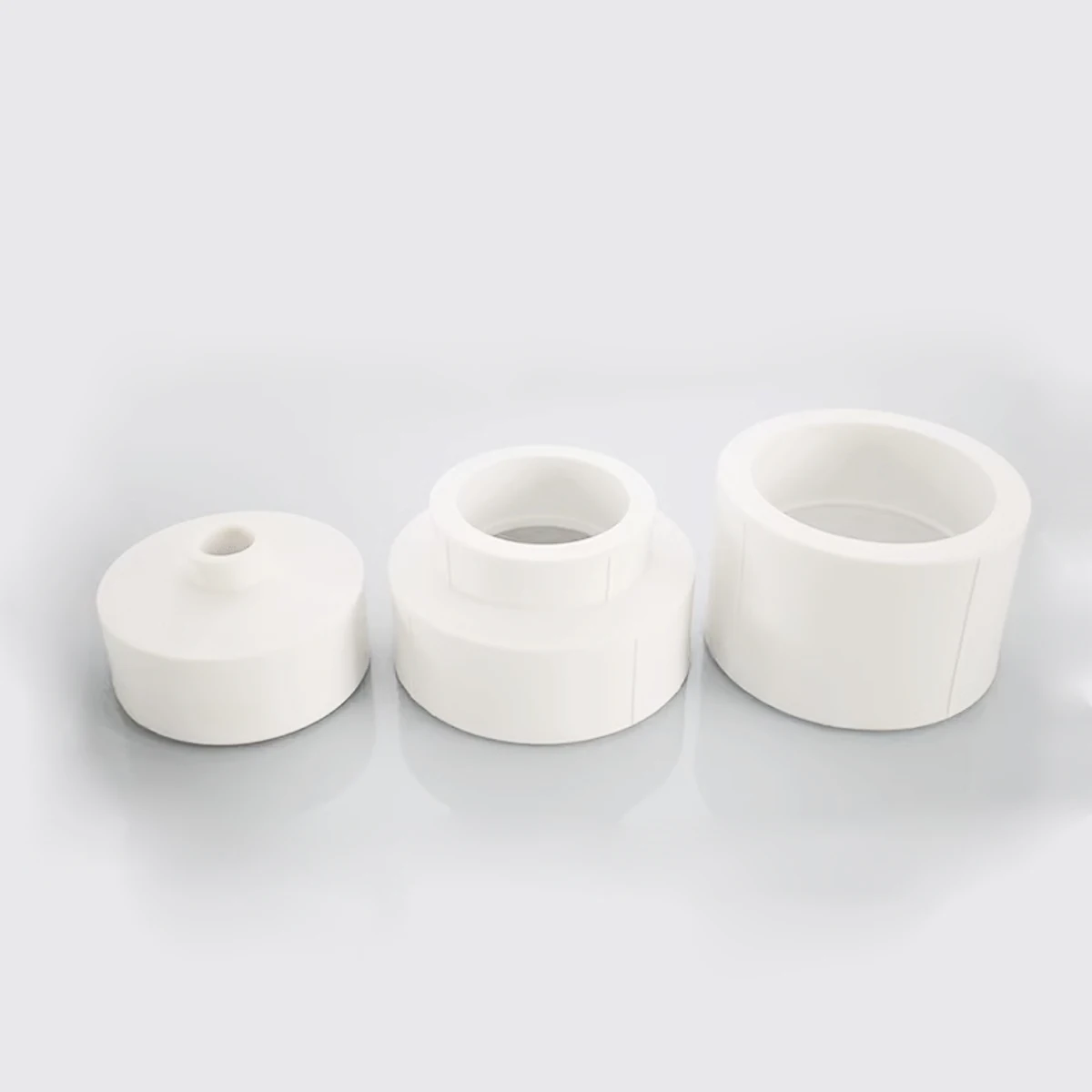 White PPR110/90/75 Hot-Melt Direct Variable Diameter Reducing Socket Fittings