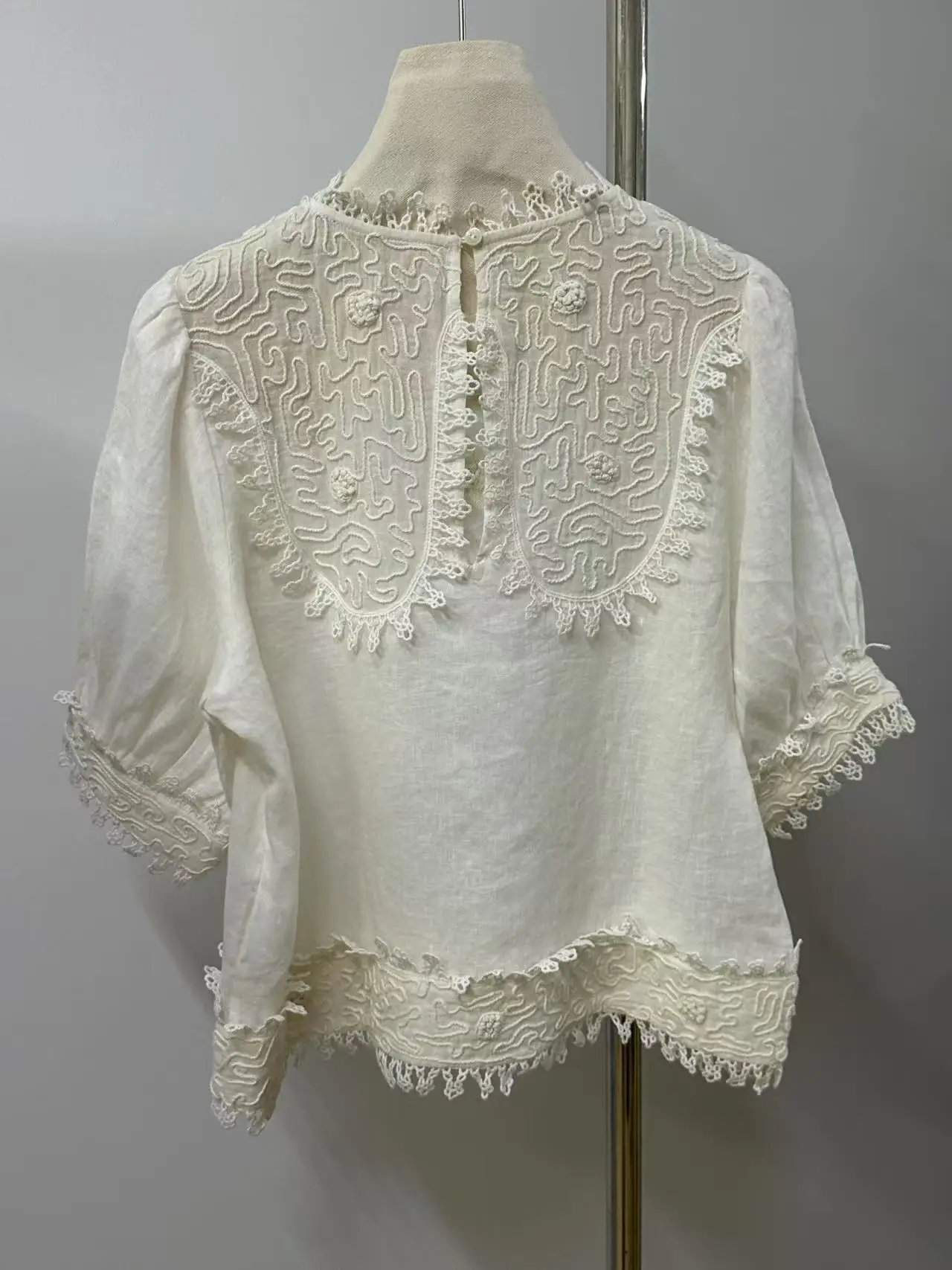 

White Embroidery Short Sleeve Blouse Tops 2025 New Arrivals