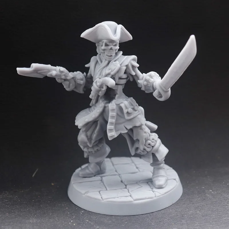 1/24 75mm 1/32 56mm Resin Model Skeleton Pirate Figurine Unpainted 1/24 7.5cm figure 166