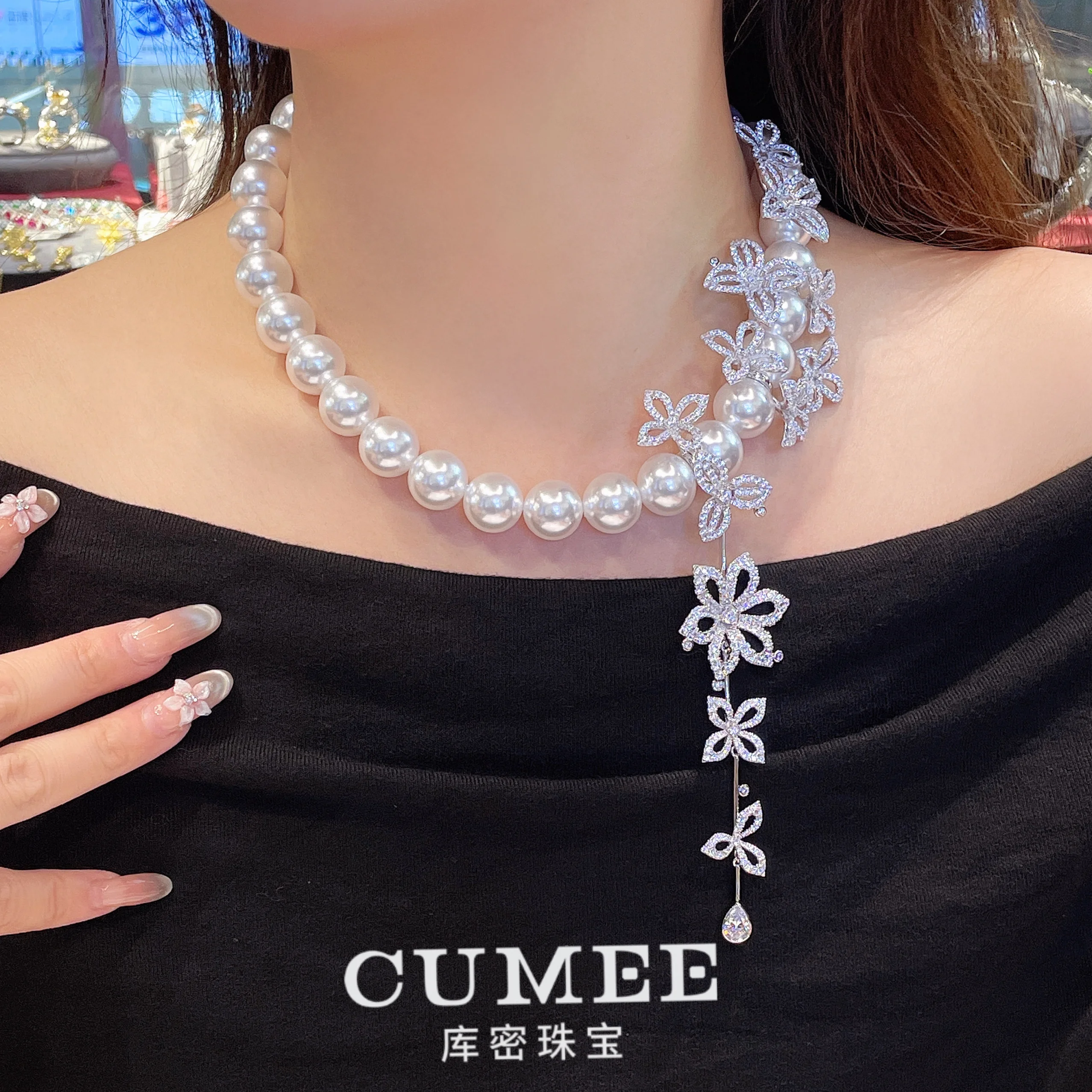 

CUMEE Clothes Dinner Necklace Artificial Synthetic Australian Pearls White Beads 14mm Shell Beads. 925 Silver Gold-plated