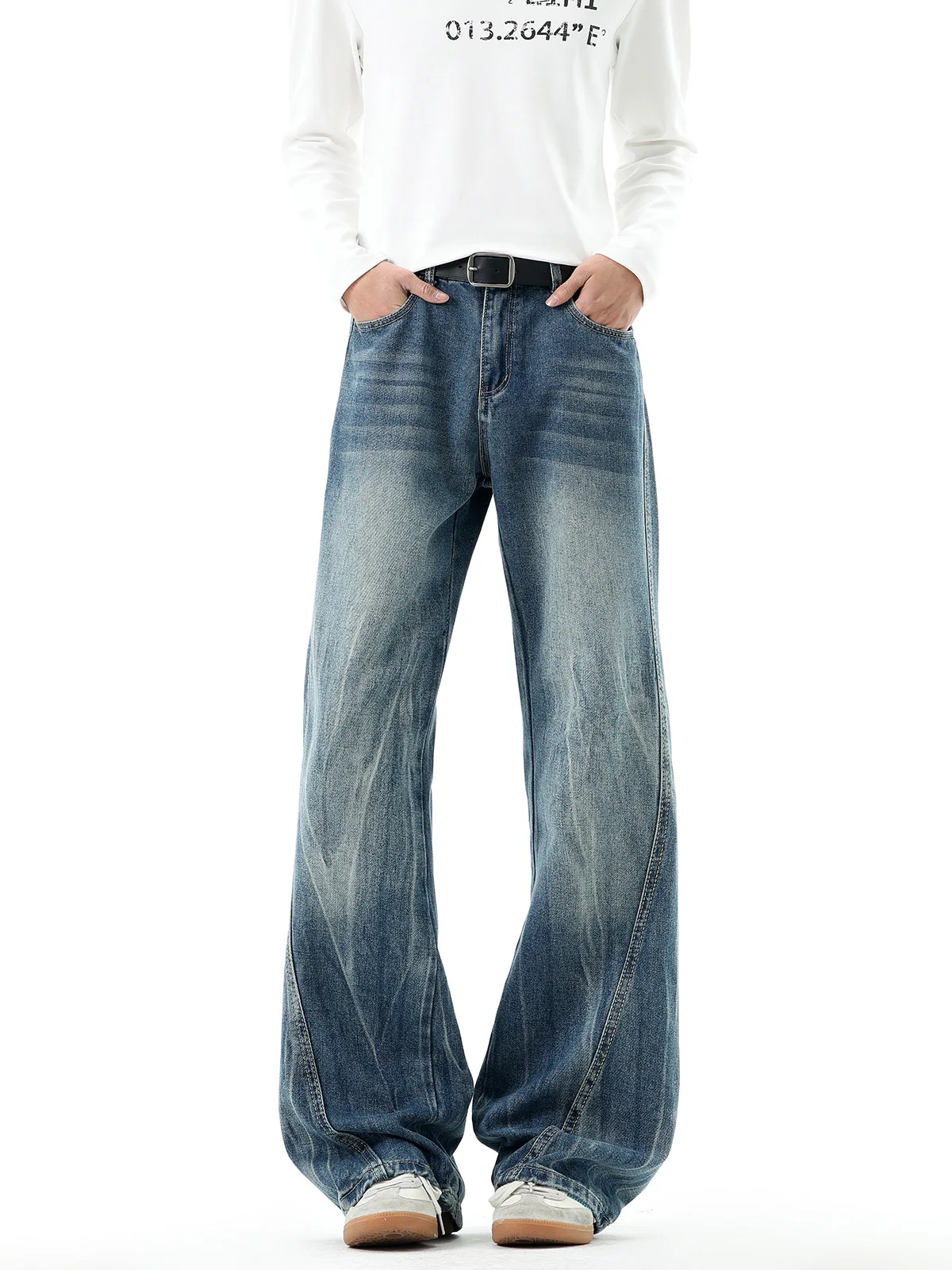

Washed Denim Jeans for Men Slim Straight Leg Micro Flared Pants Youth Fashion High Street Vibe Teenagers Flash Pattern Side Cut