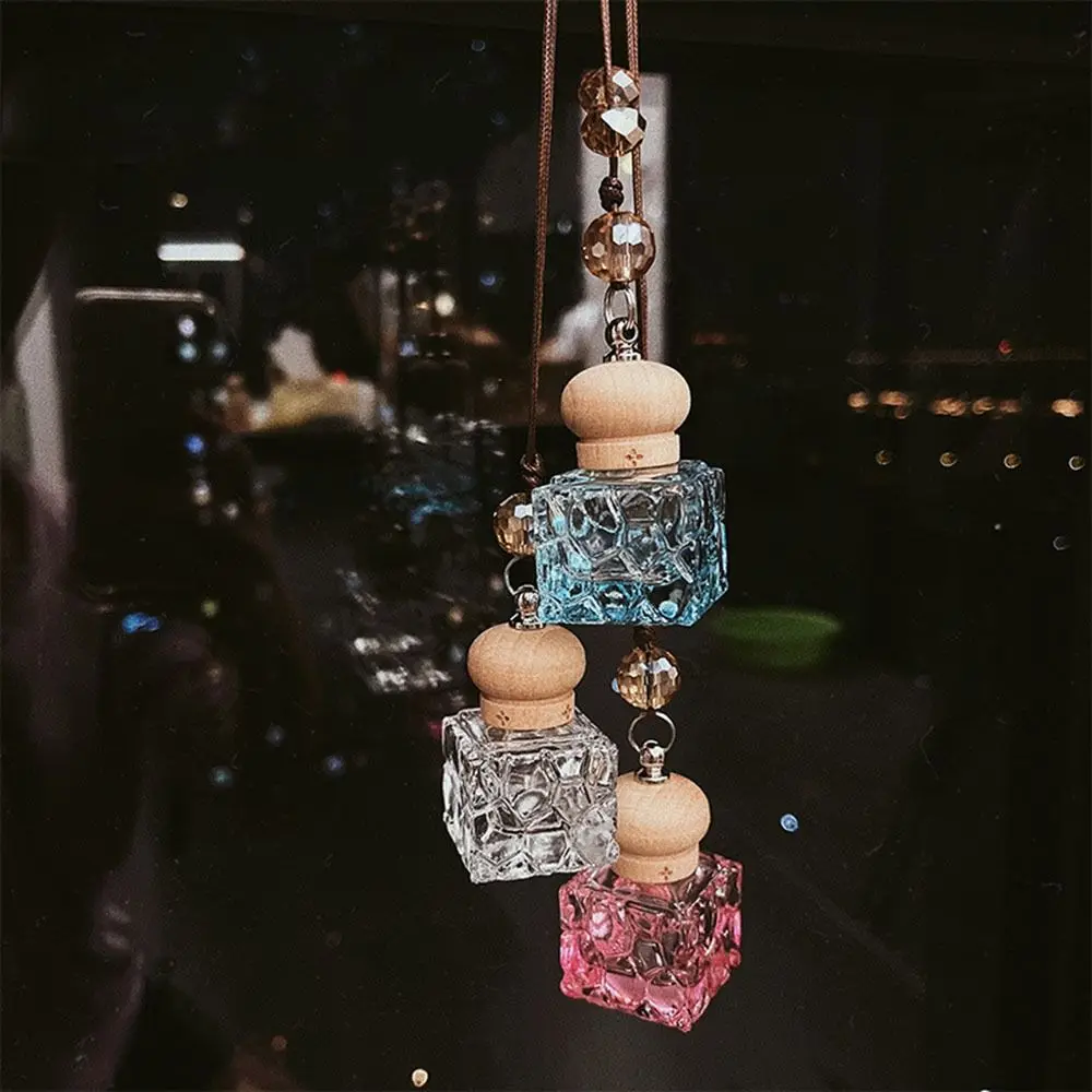 

Cute Empty Perfume Bottle Mini Transparent Cartoon Car Aromatherapy Bottle DIY Portable Car Hanging Pendant