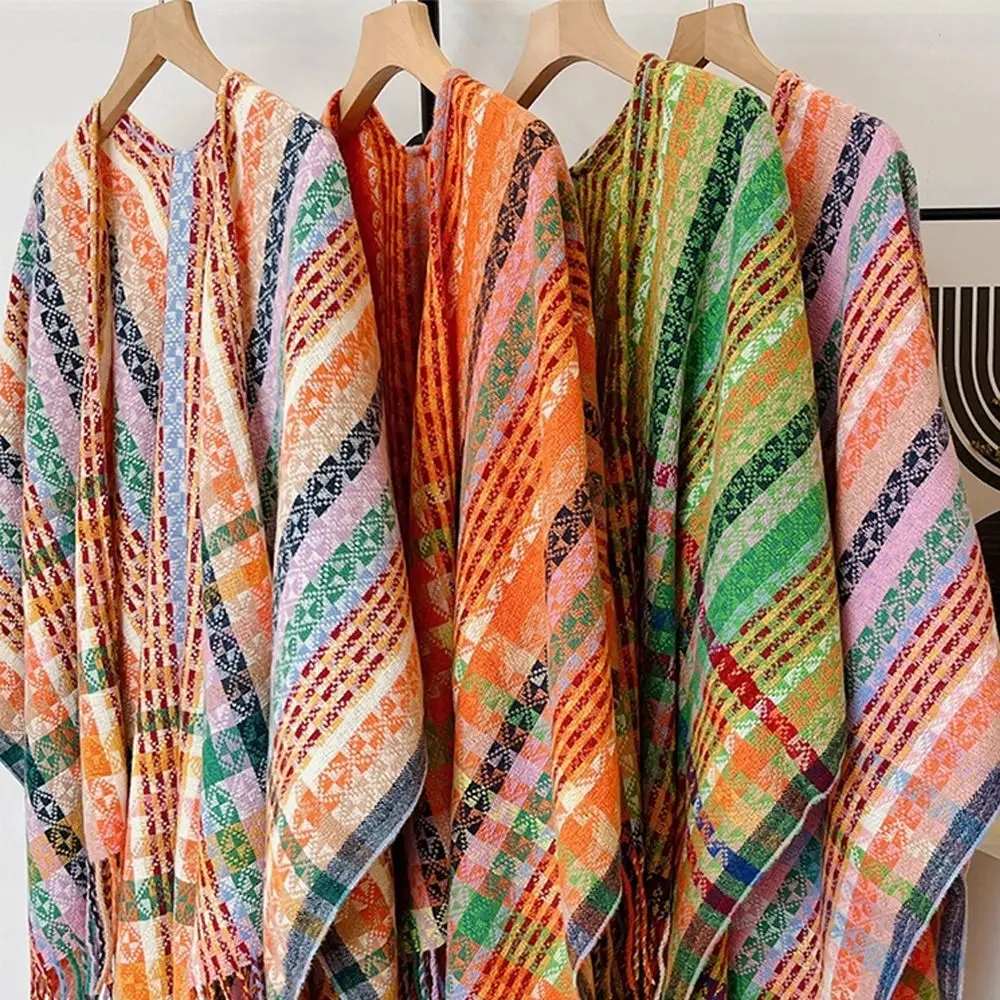 Elegant Bohemian Mongolian Poncho Ethnic Style Gradient Color Knitting Wrap Cloak Keep Warm Winter Knitted Cape for Women