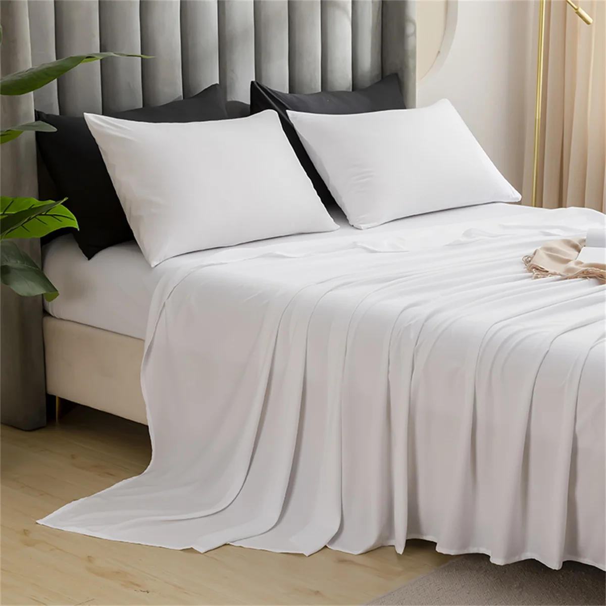 White Microfiber Bed Sheet with Pillowcase Double Bed King Bed,Flat Sheet Single Double,Available in All Seasons