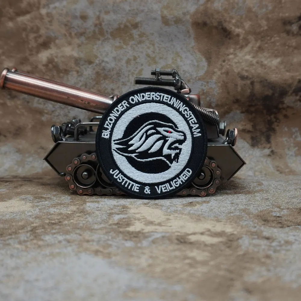 Ministry van Justitie en Veiligheid Тактические вышитые нашивки для одежды, рюкзаков, шапок, военные аксессуары с крючком Ministry van Justitie en Veiligheid Тактические вышитые нашивки для одежды, рюкзаков, шапок, военные аксессуары с крючком