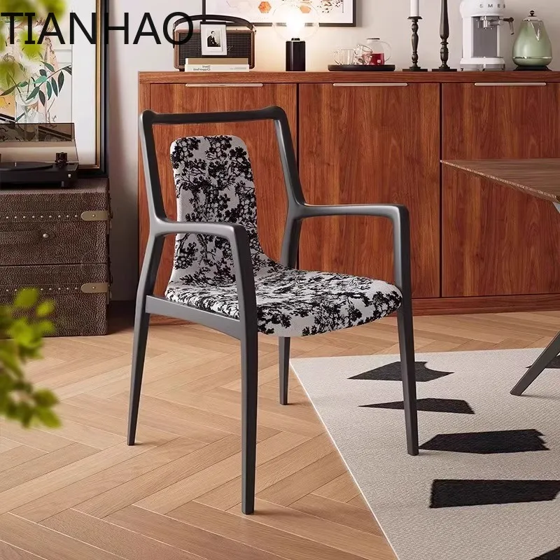 Nordic Wabi Sabi Style Solid Wood Dining Chair for Home Use Ash Wood Mantis Chair with Backrest Leisure Tea Chair