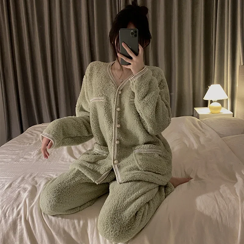 Women's Winter Fleece Pajama Set Korea Style Thick Ladies Sleepwear 2 Pcs With Pants Long Sleeve Warm Pijama Suit For Female