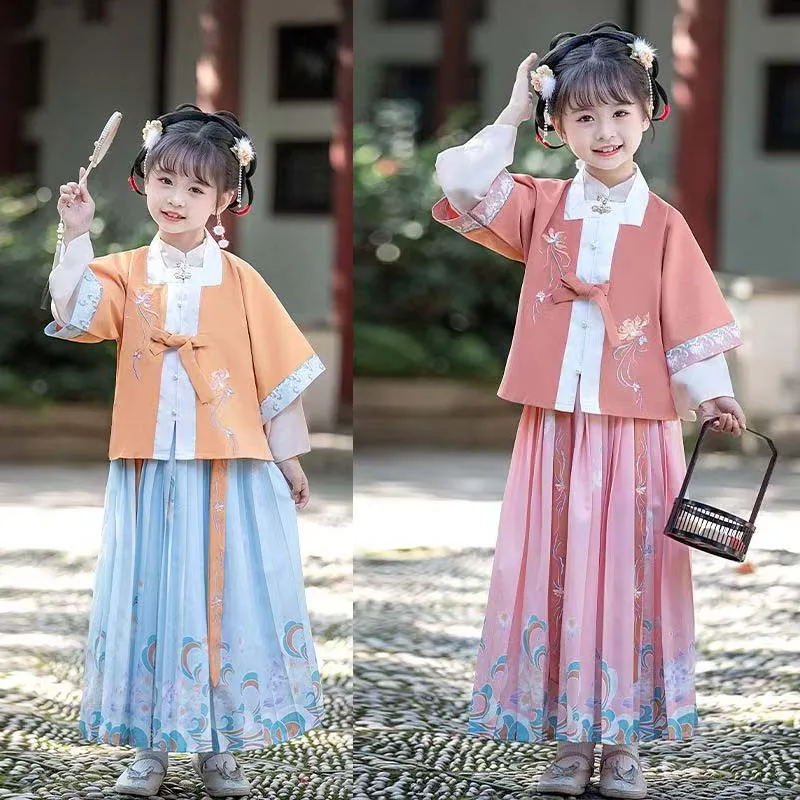 Chinese Hanfu imitates Ming Dynasty Spring and Autumn girls' Hanfu set