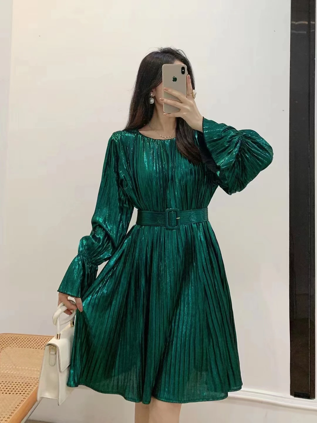 New Spring Autumn Women Speaker Long Sleeve Belt Slim Mini Dress High Quality Fashion Bright Surface Miyake Pleated Dress