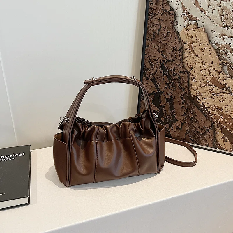 حار بيع الشتاء شعبية الرجعية الأزياء المحمولة حقيبة المرأة مطوي الكتف المائل تمتد حقيبة بسيطة الملمس حقيبة مربعة صغيرة