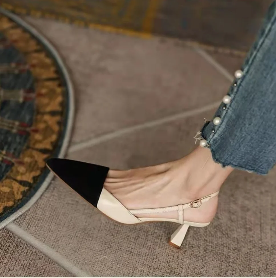 صنادل بكعب عالي لصيف 2025 وصلت حديثًا صنادل كعب مدببة بإبزيم مريح للنساء خناجر Sandalias De Mujer