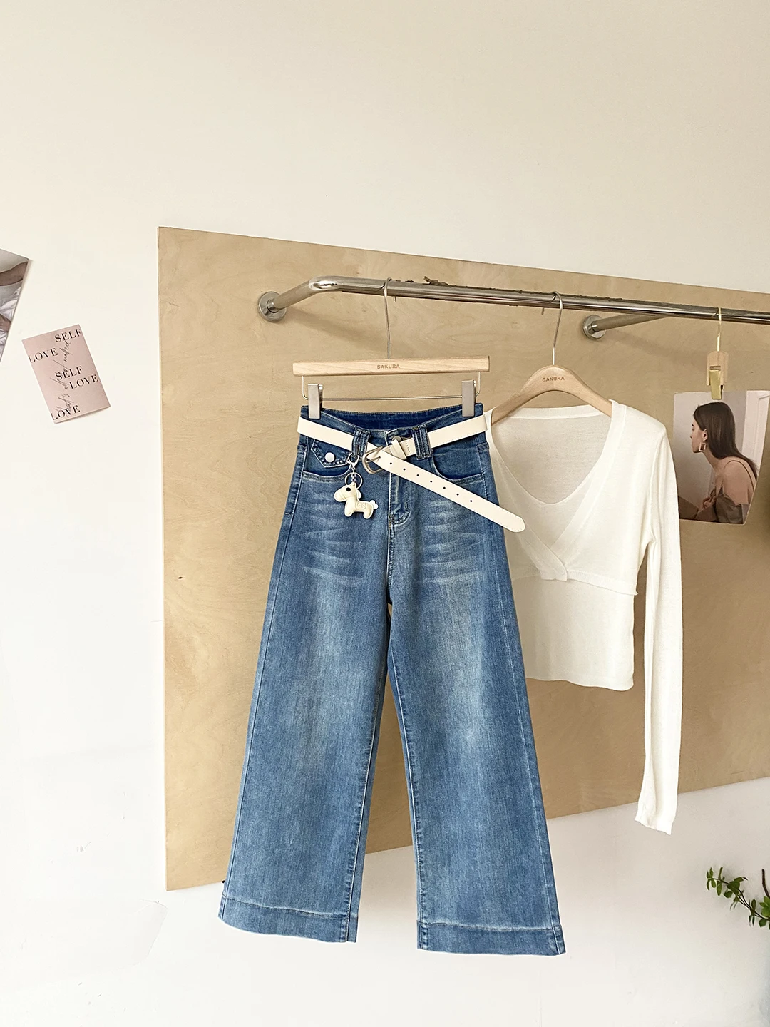 

Spring 2026 High Waist Straight Leg Women's Jeans Fashionable Washed Denim Pants Slimming Wide Leg Trousers Korean Style
