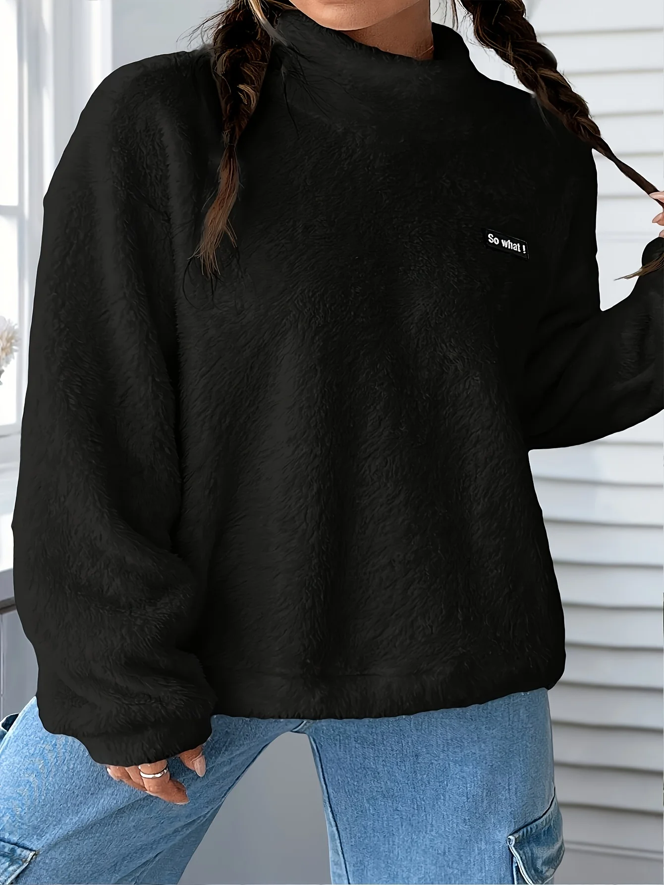 Women's Black Fuzzy Turtleneck Sweatshirt "So What" Graphic Long Sleeve Casual Oversized Pullover Top