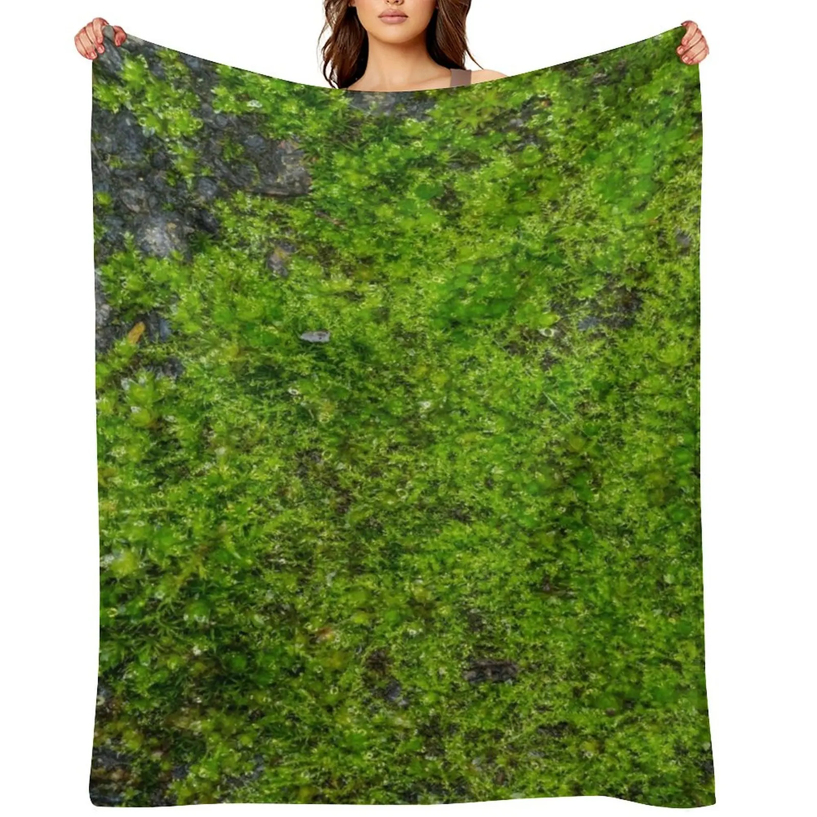 

World of Moss V Throw Blanket Weighted valentine gift ideas Designers Single Blankets