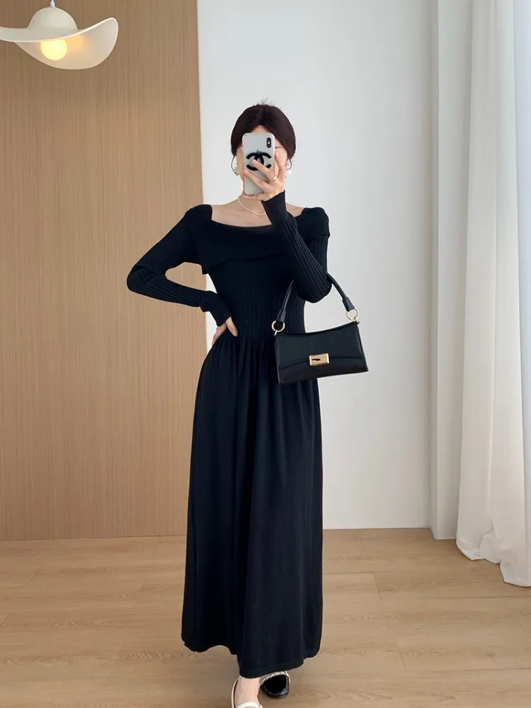 One Shoulder Temperament Long Sleeved Knitted Dress For Women In Autumn And Winter, Unique High-End Feeling, Slim Fit Long Skirt