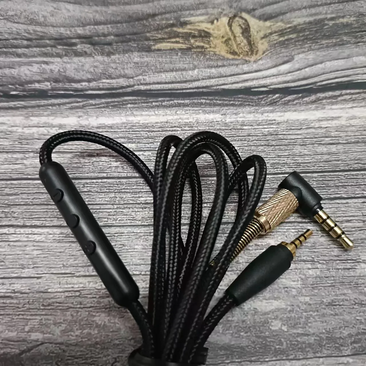 Hochwertiges Audiokabel für Sennheiser Urbanite Headset, 3,5mm auf 2,5mm Stecker mit Mikrofon, geflochtenes Kabel – Detail 4