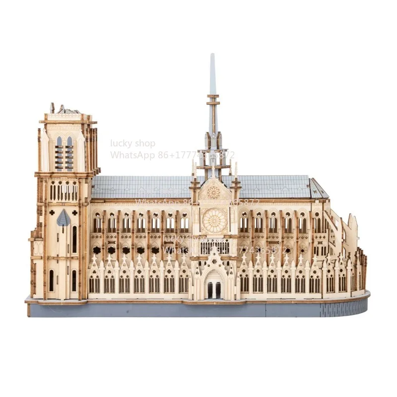 

"Notre Dame De Paris" Model - Highly Recreates The Gothic Architectural Style of Notre Dame De Paris