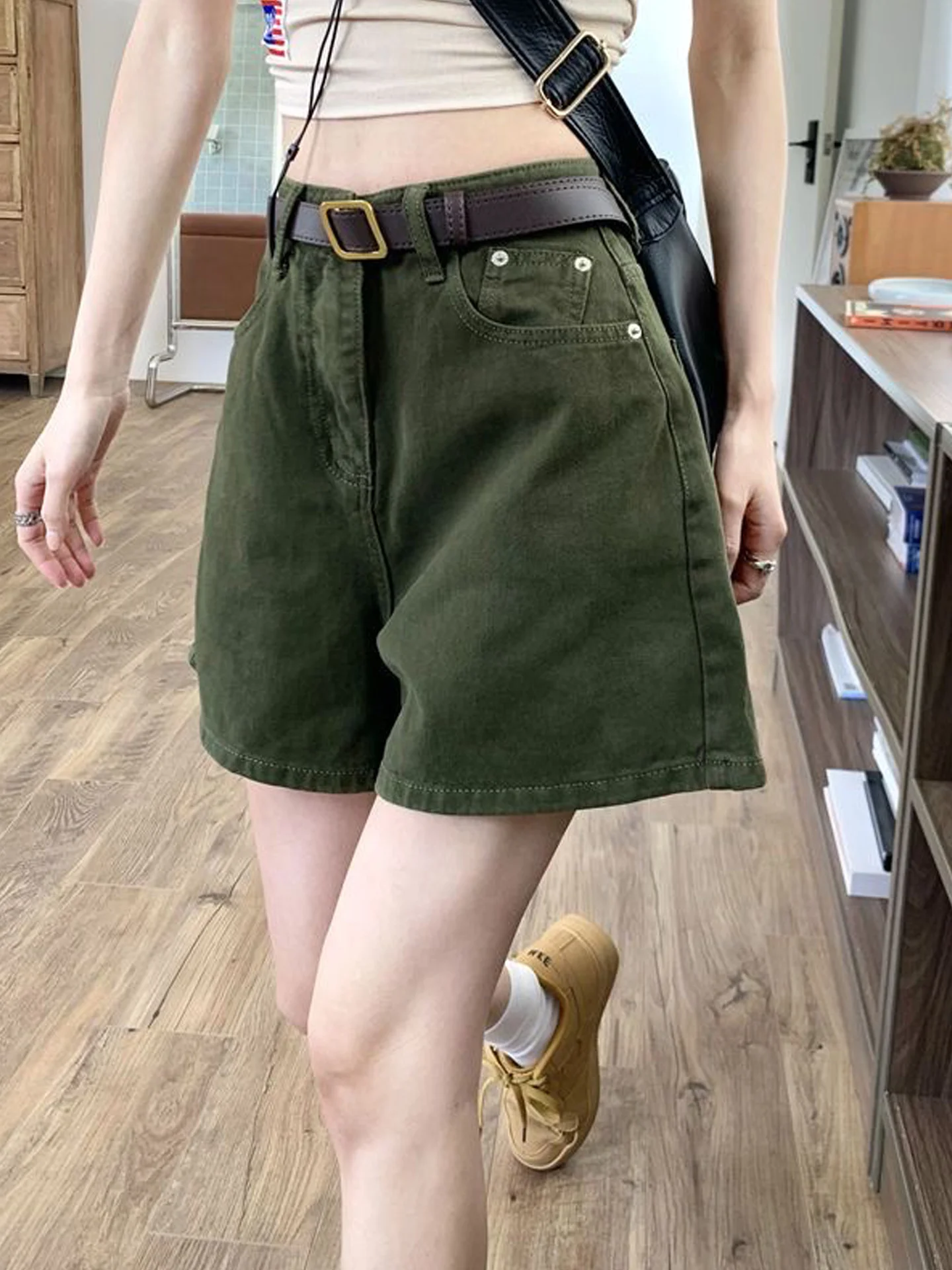Retro Green Denim Shorts Women's High Waist Slimming A-Line Cuffed Wide Leg Pants Summer Season Ladies Straight Leg Jeans